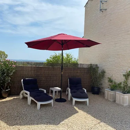 Avec Piscine Et Parking *